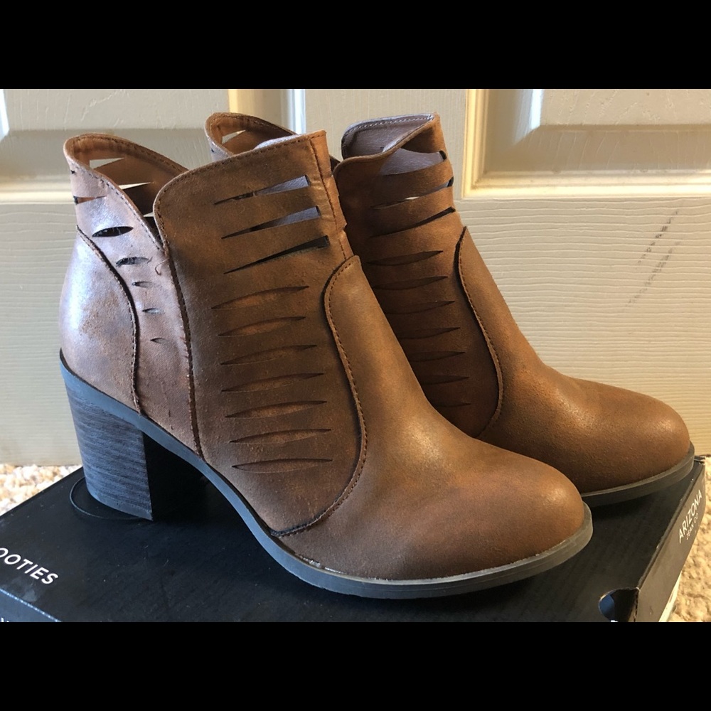 AZ Oxford Booties